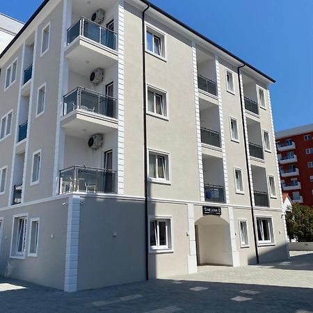 Helena Hotel Shëngjin Kültér fotó