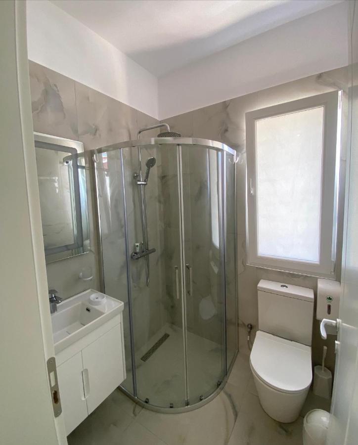 Helena Hotel Shëngjin Kültér fotó